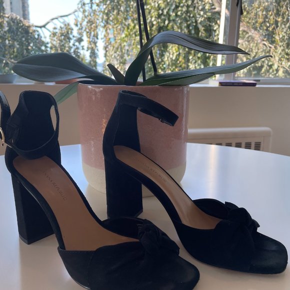 Banana Republic Black Suede Heels - Picture 3 of 4